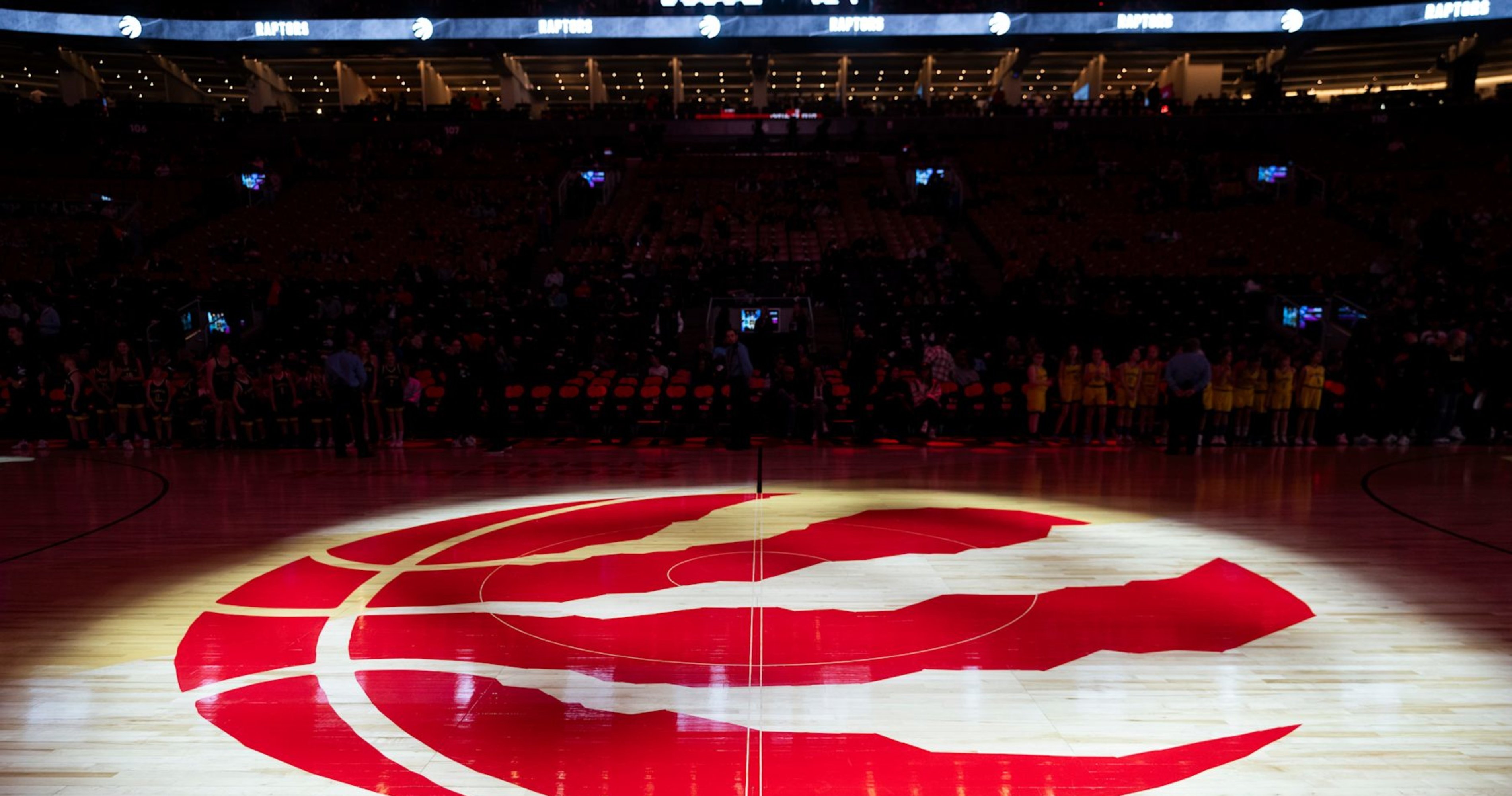 Video: Raptors Unveil Purple Classic Edition Uniforms Inspired by Vince Carter Era