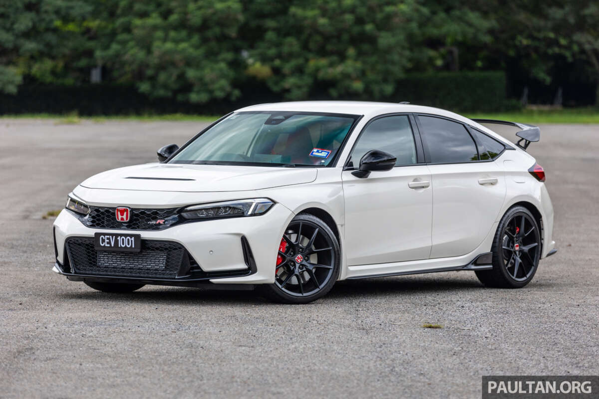 Honda Malaysia beri diskaun RM80k untuk Civic Type R FL5 dalam promo Oktober 2024, sekarang RM320k!