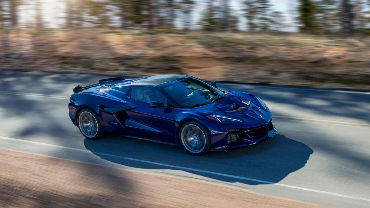 Chevy Teases 1064-HP Corvette ZR1's Top Speed at 212 MPH and Counting