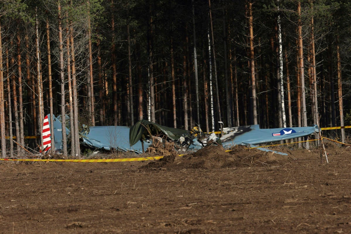 2 German pilots killed when WWII-era airplane crashes after takeoff in southern Finland