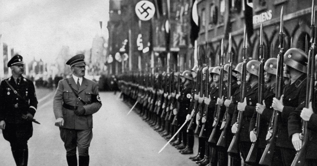 Hitler se prepara para la guerra: el rearme definitivo del Tercer Reich