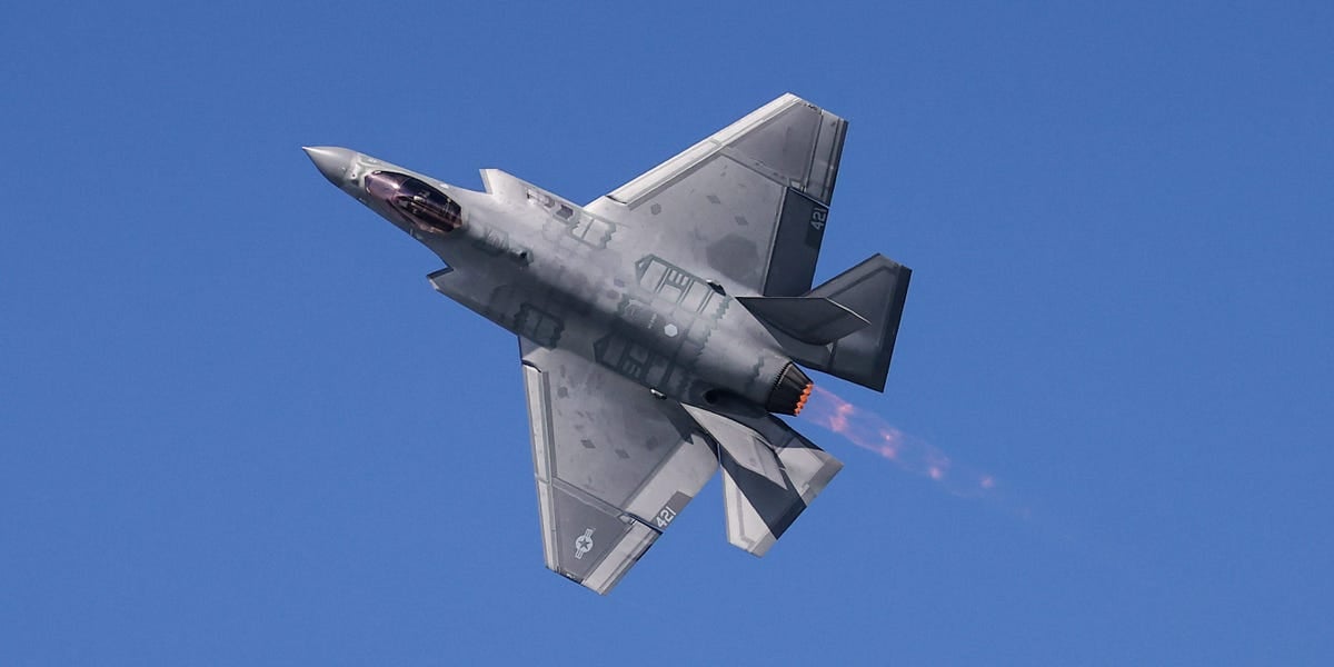 The US F-35 stealth fighter fleet has a readiness problem that 6 years and over $12 billion haven't fixed, watchdog finds