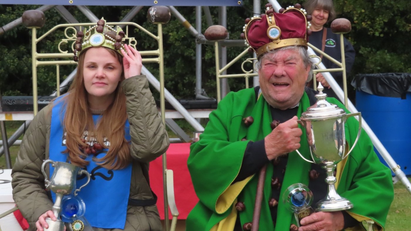 U.S. woman wins conkers world title, as men's champ faces metal nut cheating charges