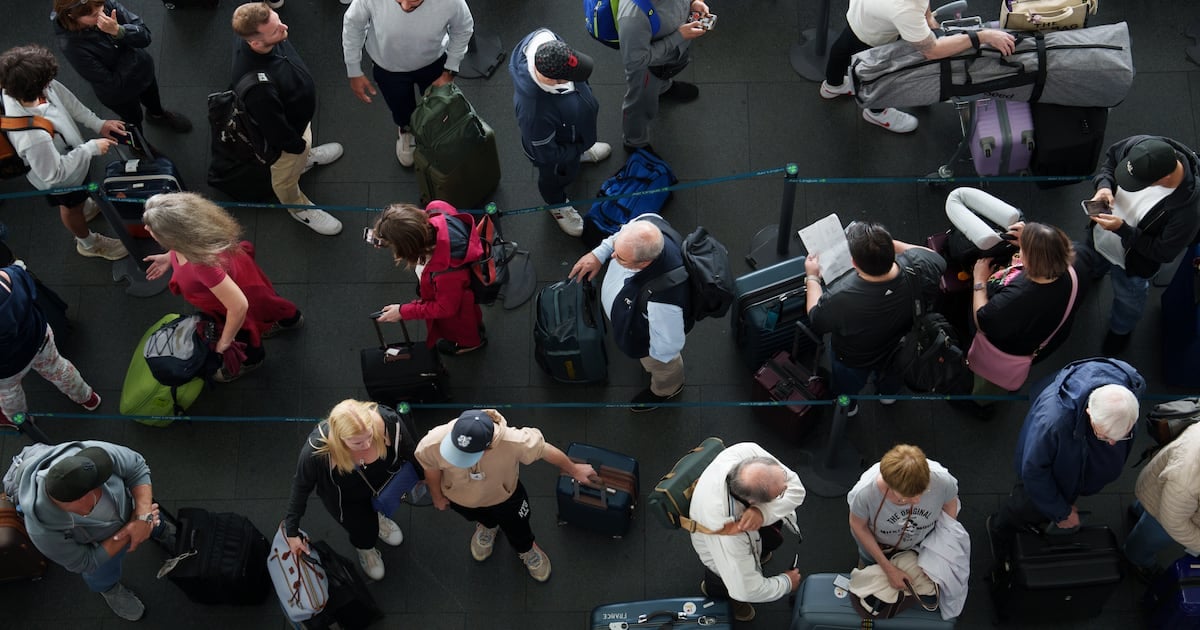 Dublin Airport cap hitting business travel costs, industry figure says