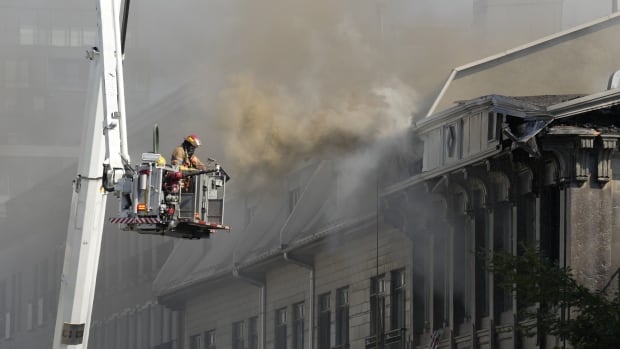 2 men facing murder, arson charges in Old Montreal fire that killed a mother and daughter