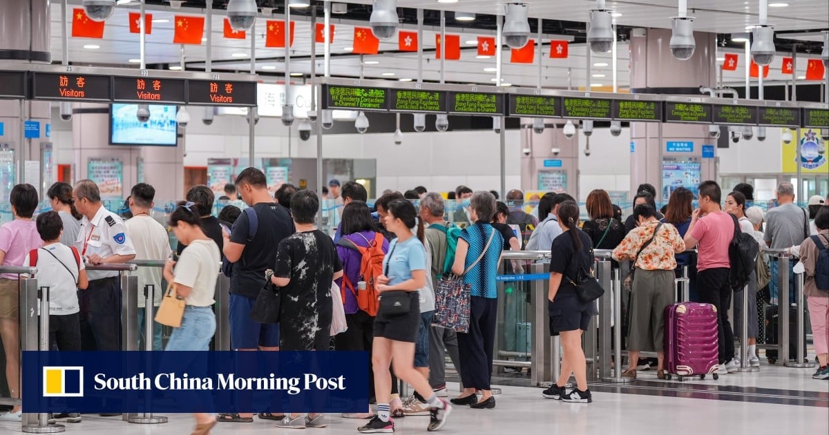 20,000 mainland travel permits issued to Hong Kong permanent residents in past 3 months