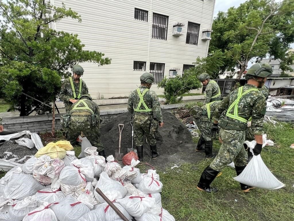 23 people injured in Taitung as typhoon approaching