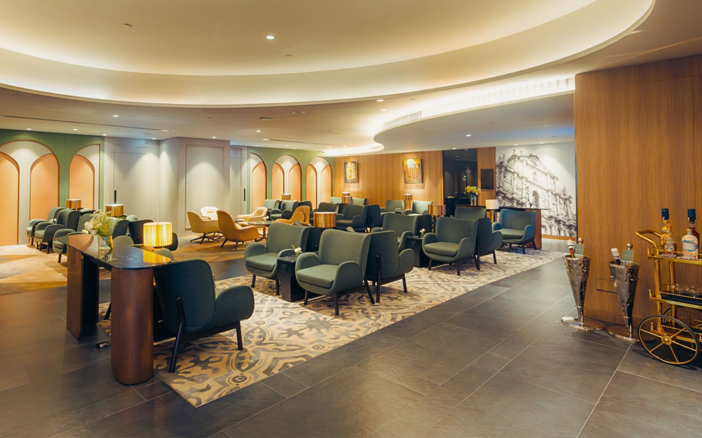 A Plaza Premium First lounge has opened at Macao airport