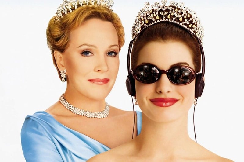 Anne Hathaway Confirms Her Return for 'Princess Diaries 3'