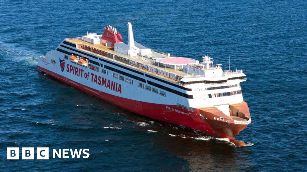 Australian 'ferries fiasco' ship to be mothballed in Edinburgh