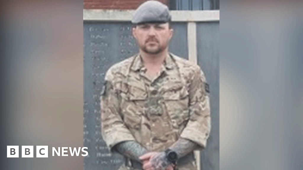 Brecon: Soldier Christopher Gill dies in military exercise