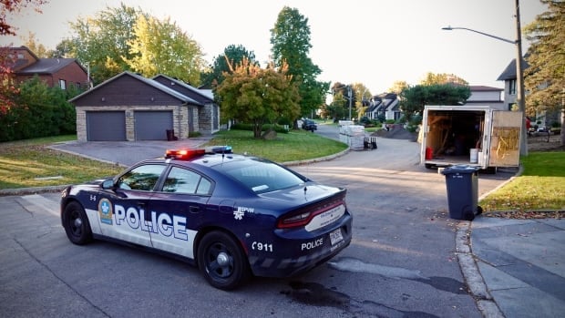 Car set on fire at home of the owner of Old Montreal buildings where fatal fires occurred