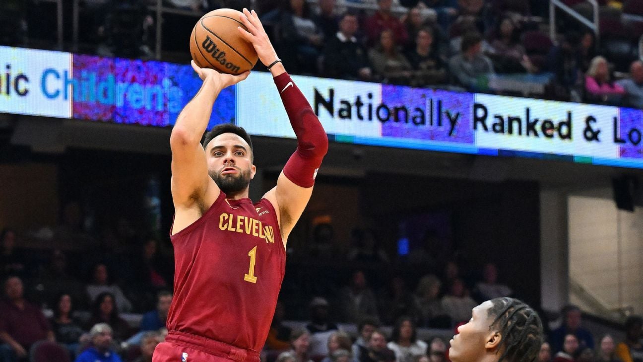 Cavaliers' Strus out six weeks with ankle sprain