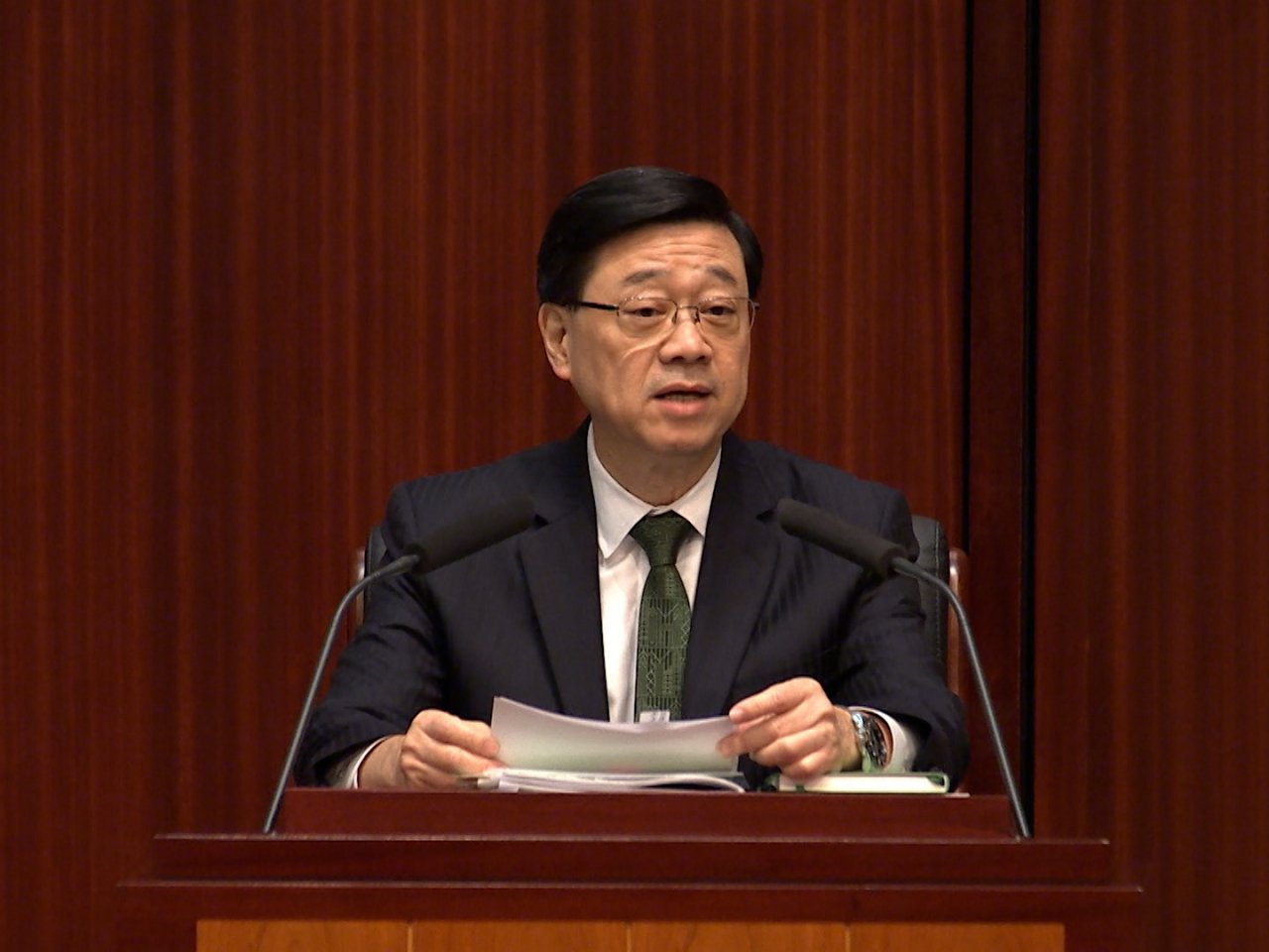 CE says he hopes for good news soon on mainland visas