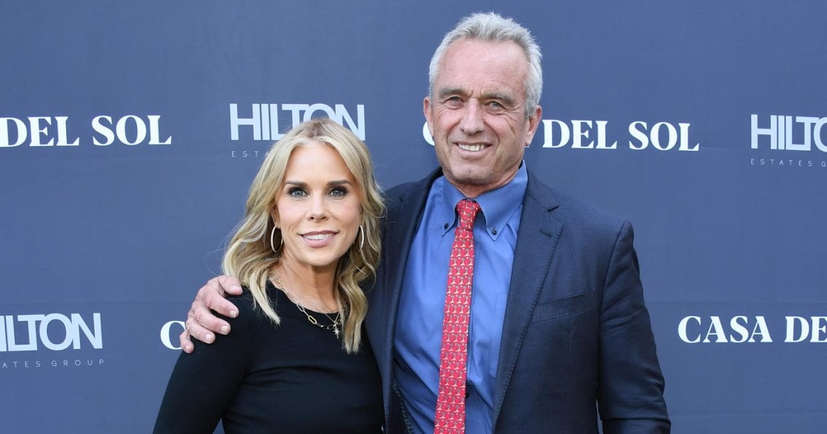 Cheryl Hines Tells Husband RFK Jr. Late Mother 'Was Very Proud of You'