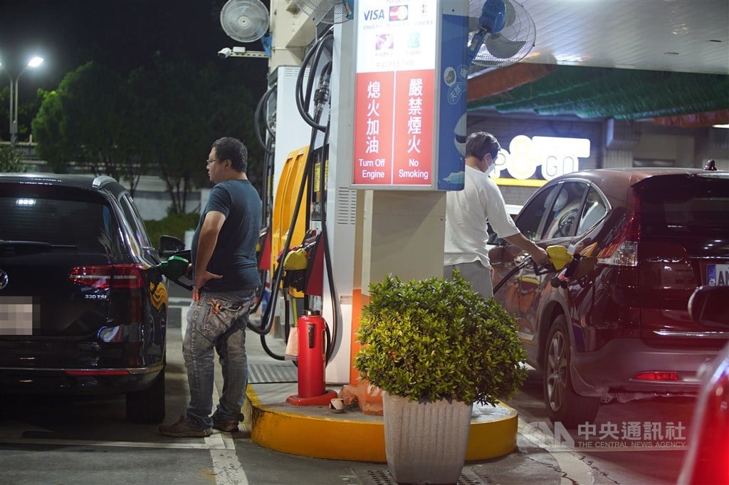 CPC, Formosa cut gasoline prices despite global crude oil hikes