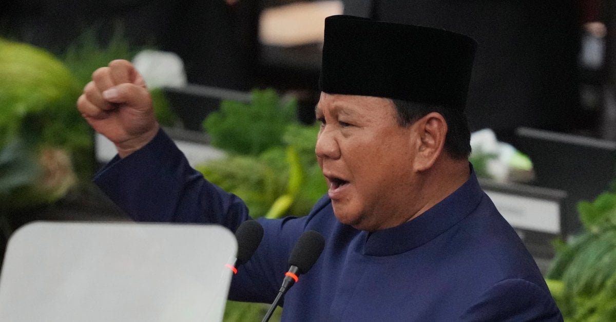 Indonesia Swears in Ex-General Prabowo Subianto as President