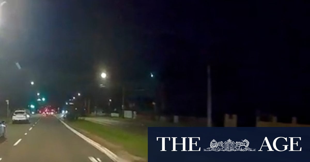 Dashcam catches early-morning meteor