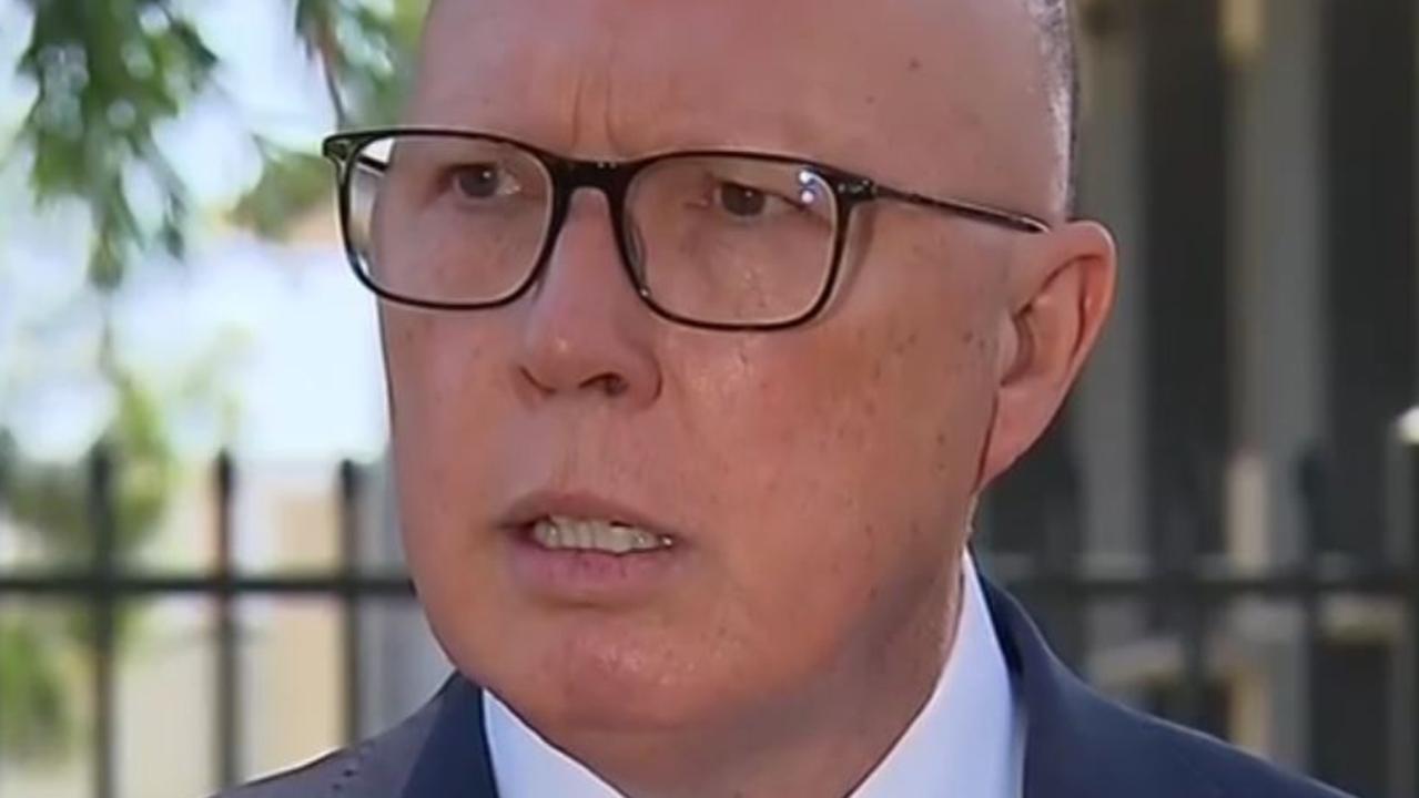 Dutton goes nuts on ABC reporter