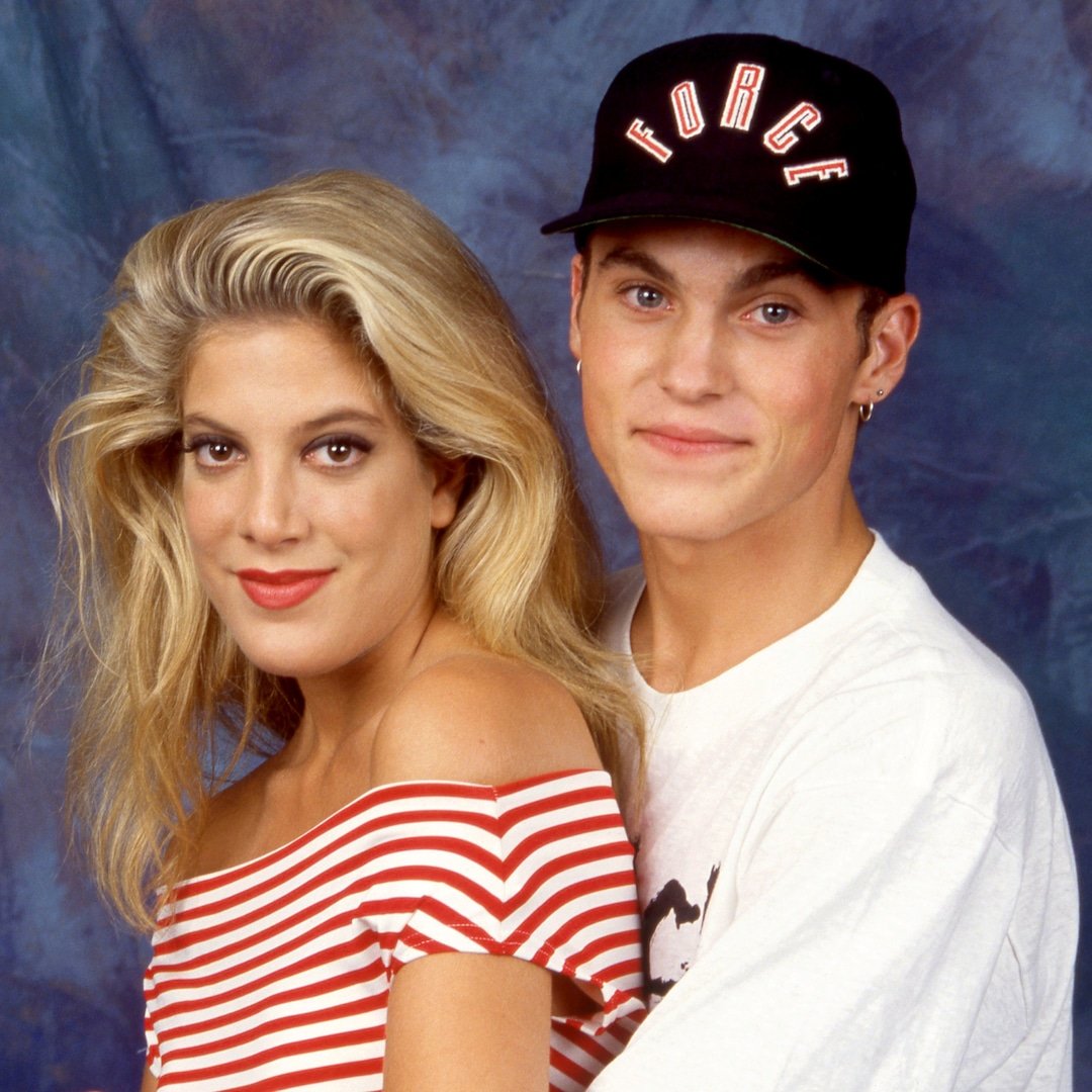  Enjoy Reuniting With These Saucy Beverly Hills, 90210 Secrets 