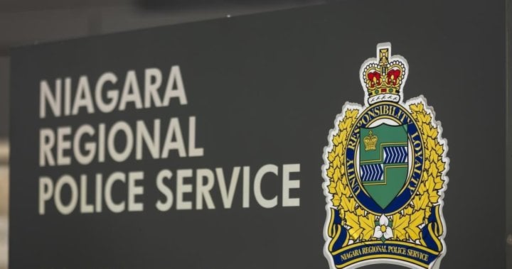 Fatal hit-and-run in Niagara prompts police search for damaged SUV