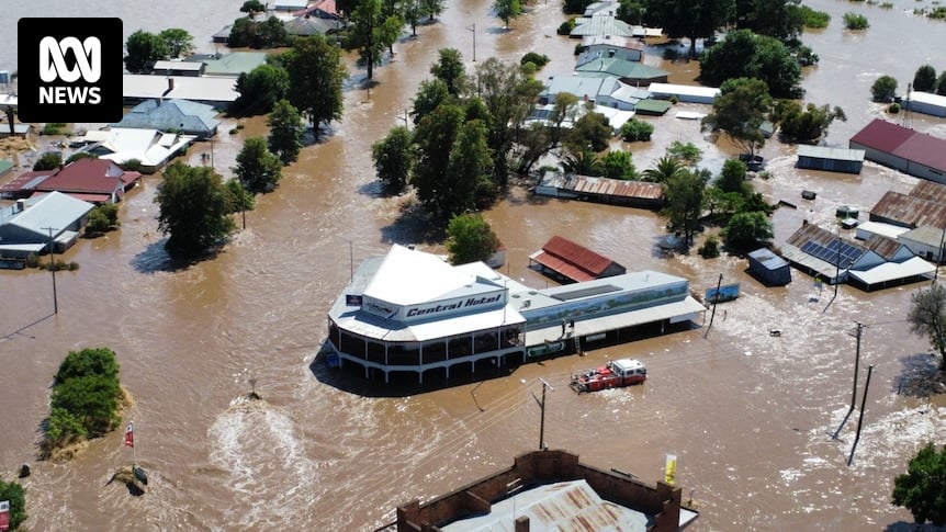 Federal flood insurance inquiry finds companies 'failed too many people'