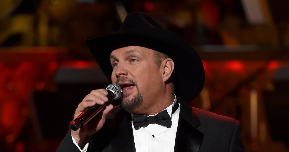 Garth Brooks Forging Ahead with Vegas Residency Dates Amid Allegations