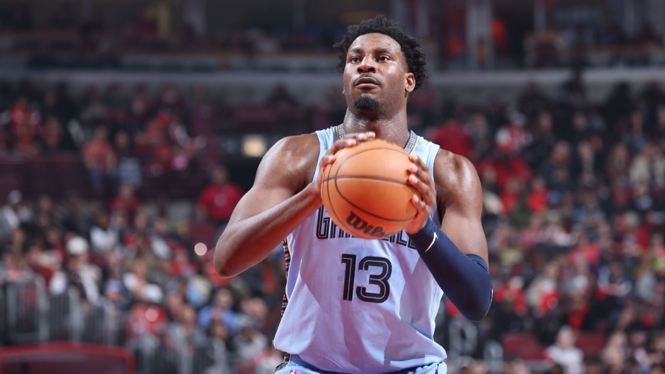 Grizz's Jackson exits 1st camp practice with injury