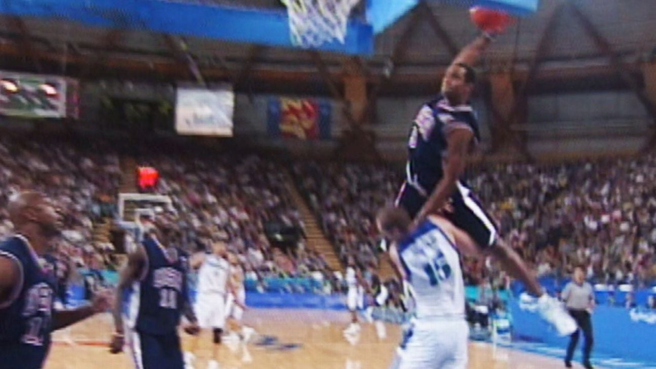 In a single bound: Oral history of Carter's greatest dunk