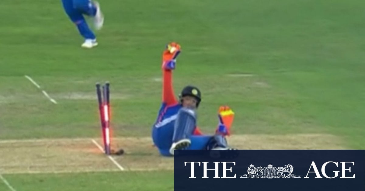 India fume over umpire's dead-ball call