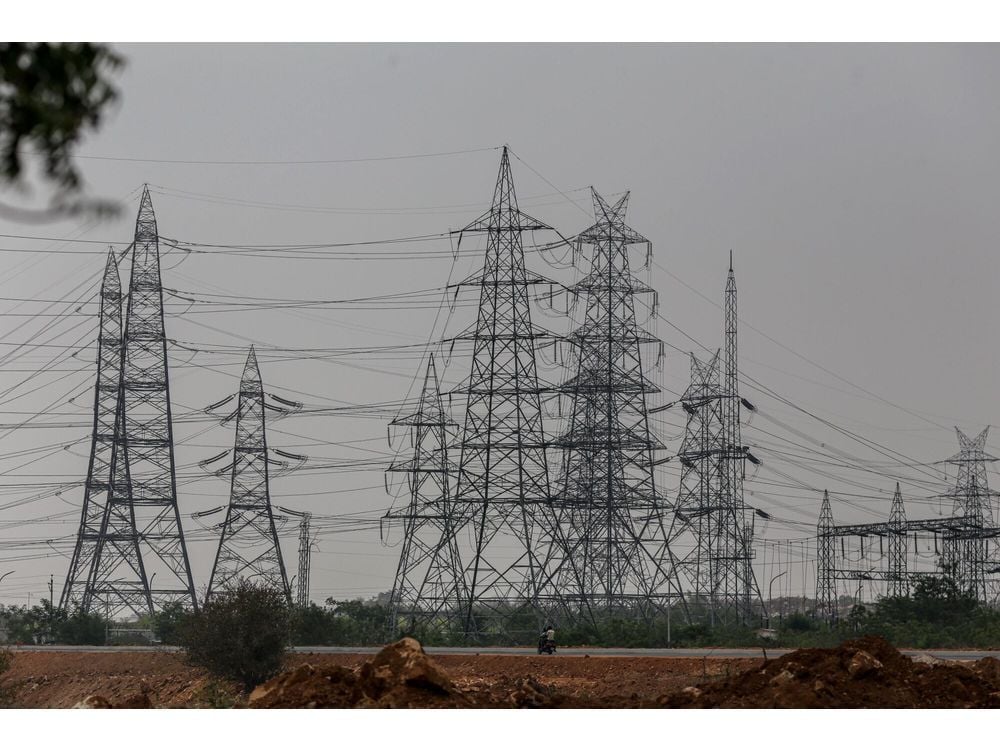 India Unveils $109 Billion Transmission Plan for Green Energy