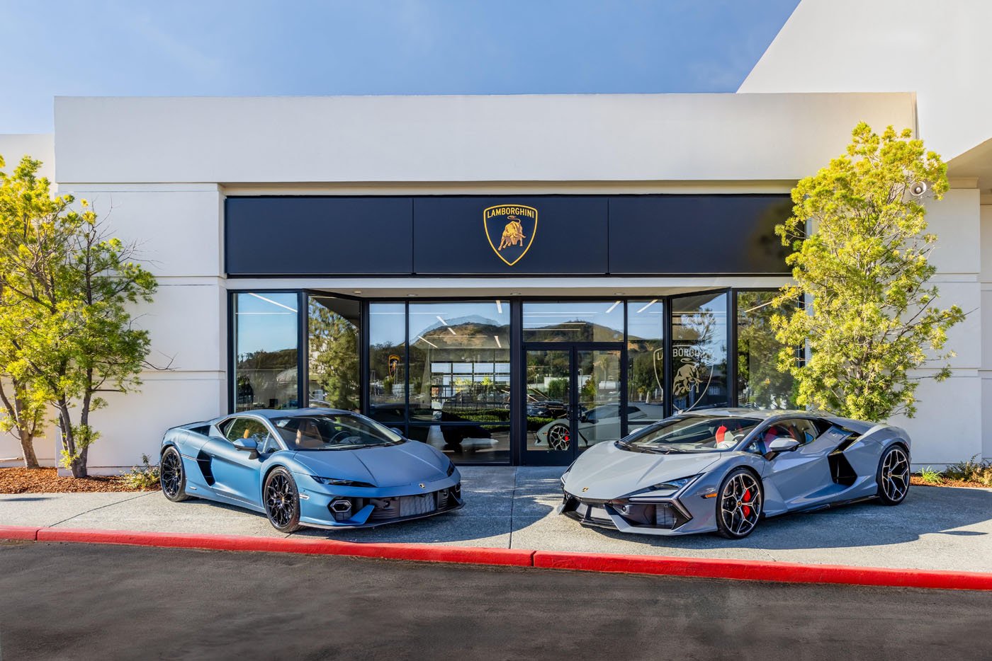 Lamborghini Debuts New San Francisco Showroom With VIP Event