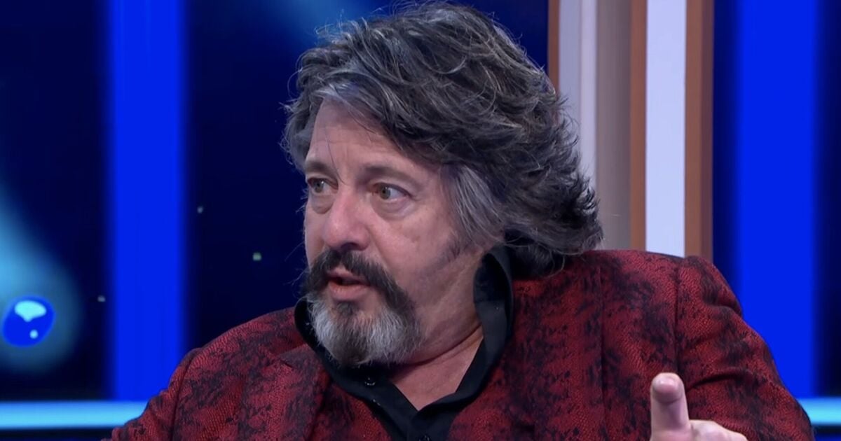 Laurence Llewelyn-Bowen's three-word response as he issues update on Jeremy Clarkson