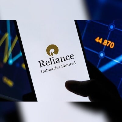 Mcap of 9 of 10 valued firms erodes Rs 4.74 trn; RIL, HDFC Bank hit hard