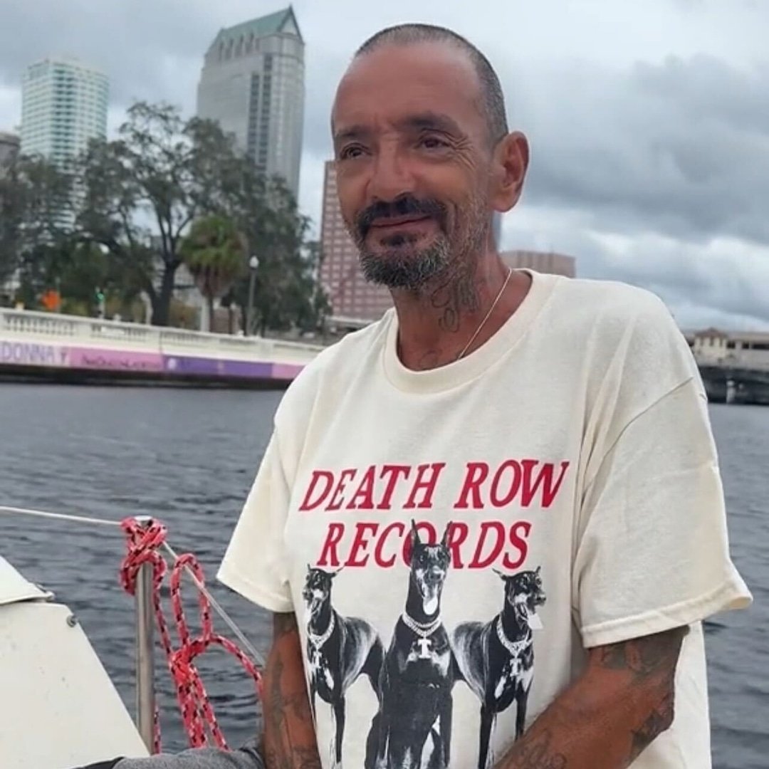  Meet TikToker Lt. Dan: The Man Riding Out Hurricane Milton on His Boat 