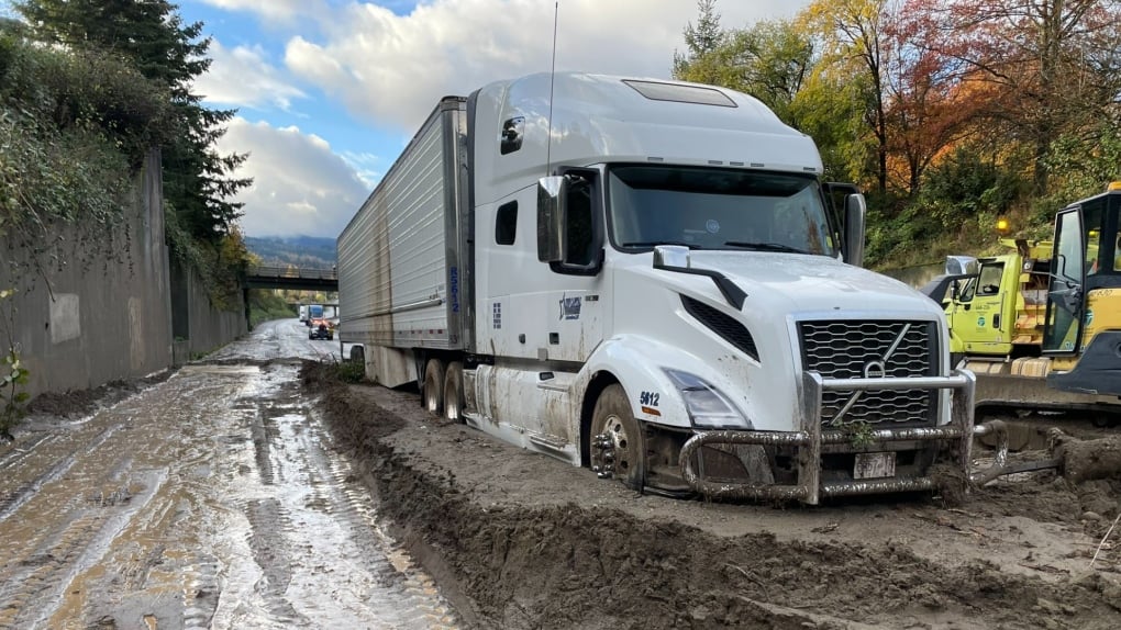 Mudslide closes highway in Bellingham, Wash. near Canada-U.S. border