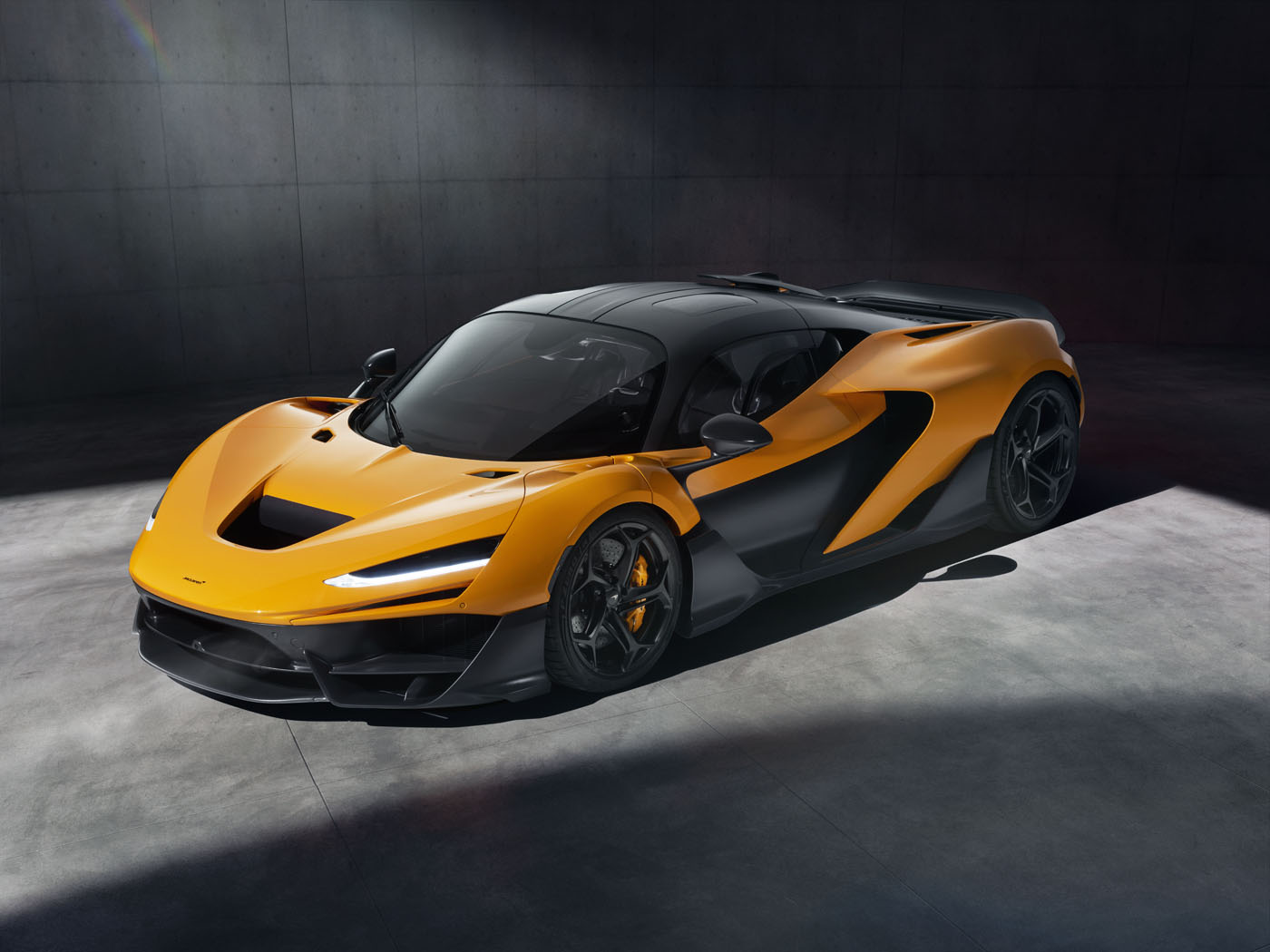 New McLaren W1 Uses 3D Printed Suspension Components From Divergent