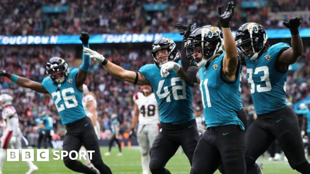 NFL London: Jacksonville Jaguars fight back to beat New England Patriots 32-16 at Wembley