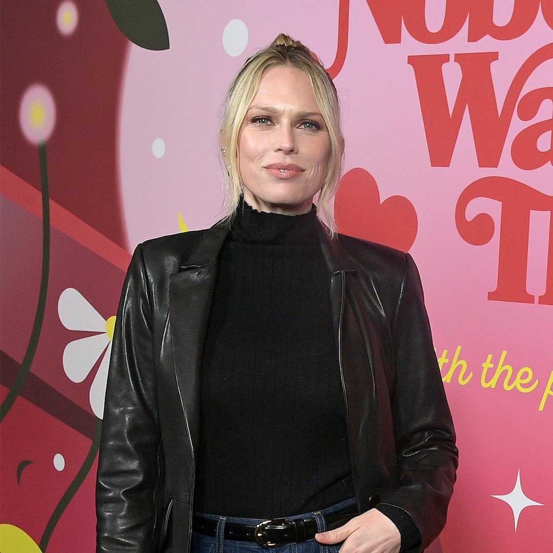  Nobody Wants This Creator Erin Foster Addresses Possible Season 2 