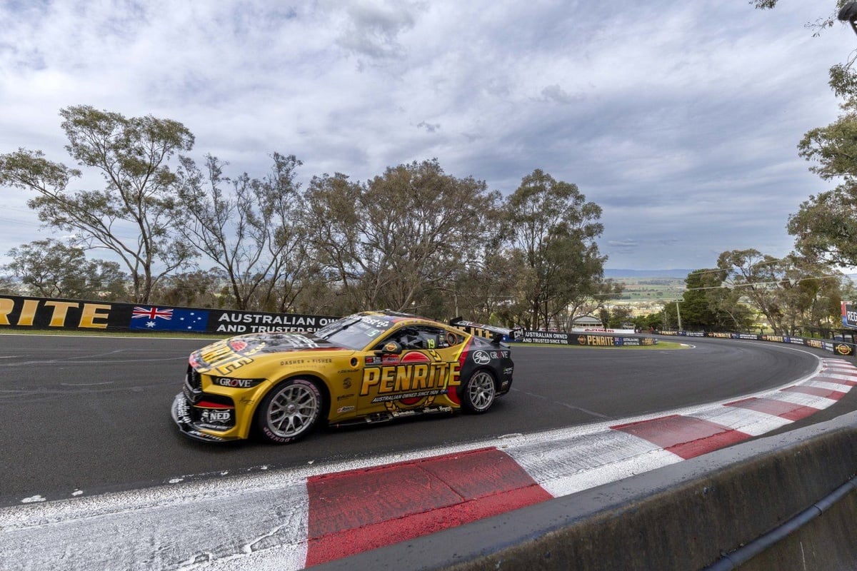 Payne fastest in dramatic Bathurst 1000 qualifying