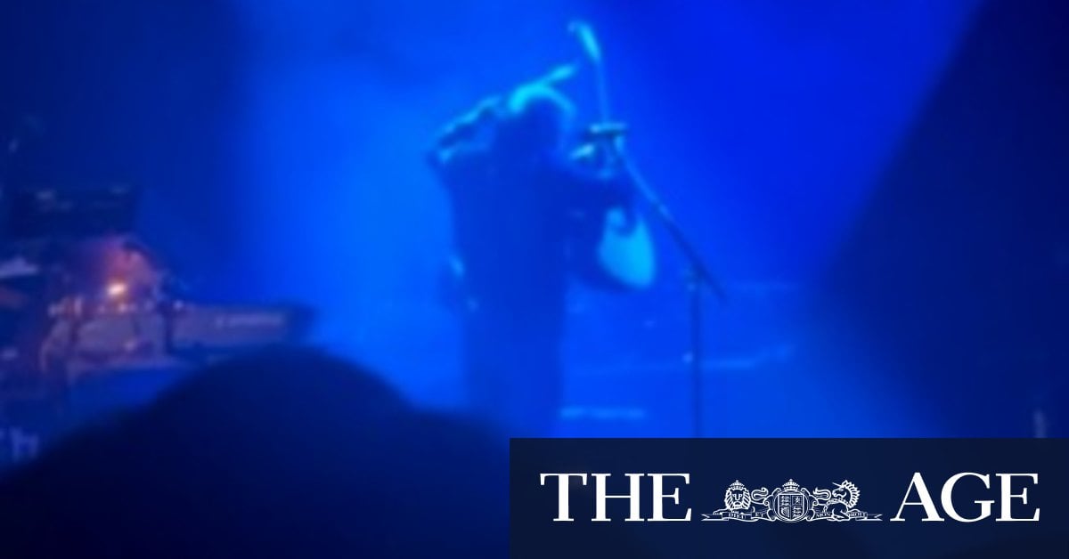 Radiohead frontman Thom Yorke storms off stage in Melbourne