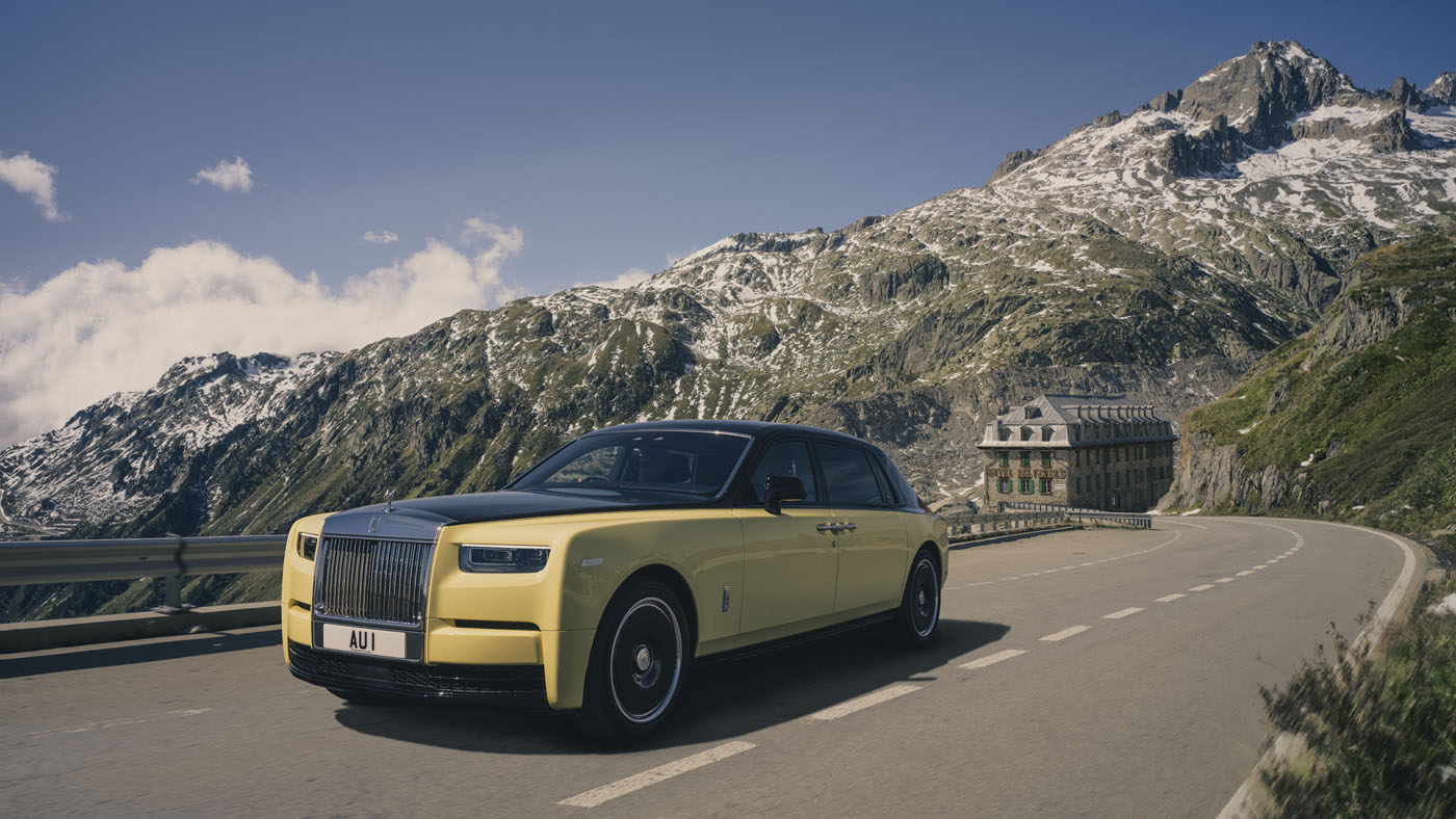 Rolls-Royce Reveals New 007-Inspired One-Off Phantom Goldfinger