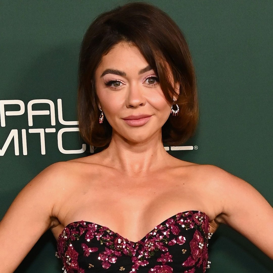  Sarah Hyland Opens Up on Healing After Past Abusive Relationship 