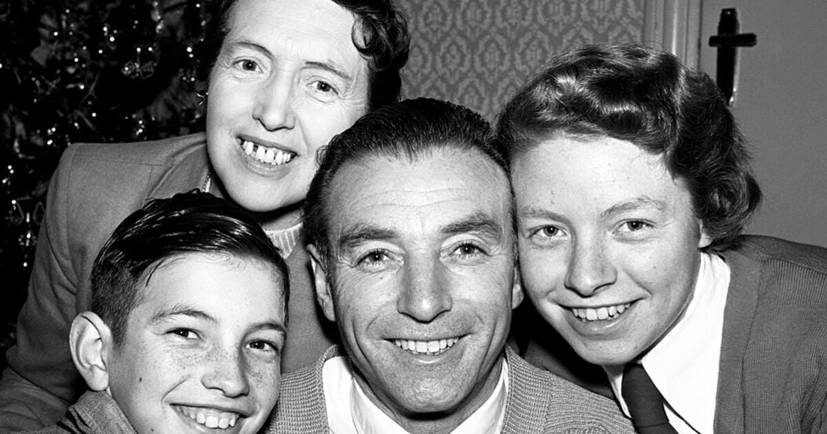 Sir Stanley Matthews' secret political life to be disclosed in new book