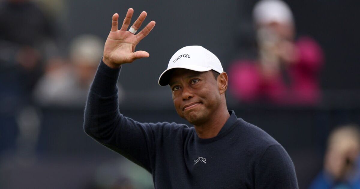 Tiger Woods stopped dead in his tracks as fan gesture changed his view on golf