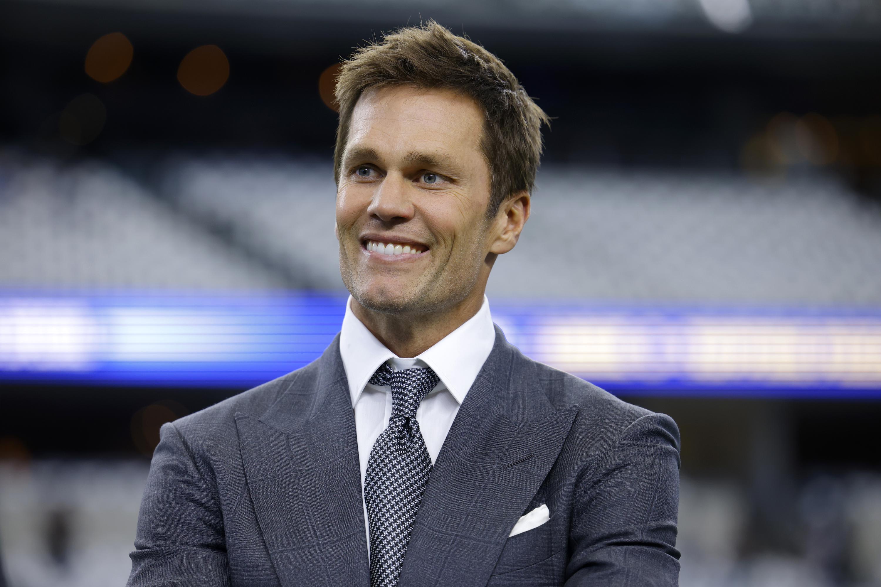 Tom Brady's purchase of a minority stake in the Las Vegas Raiders is approved by NFL team owners