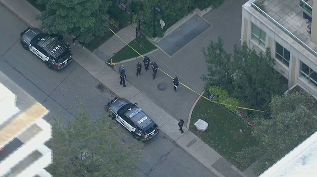 Toronto police officer rushed to hospital after being shot