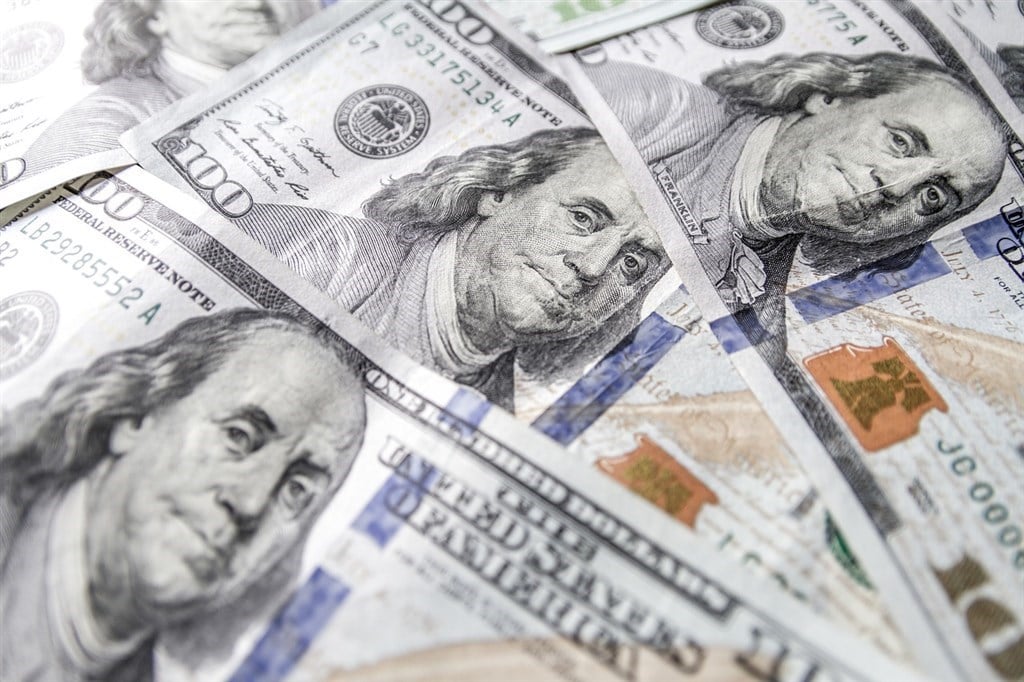 U.S. dollar closes sharply higher on Taipei forex market