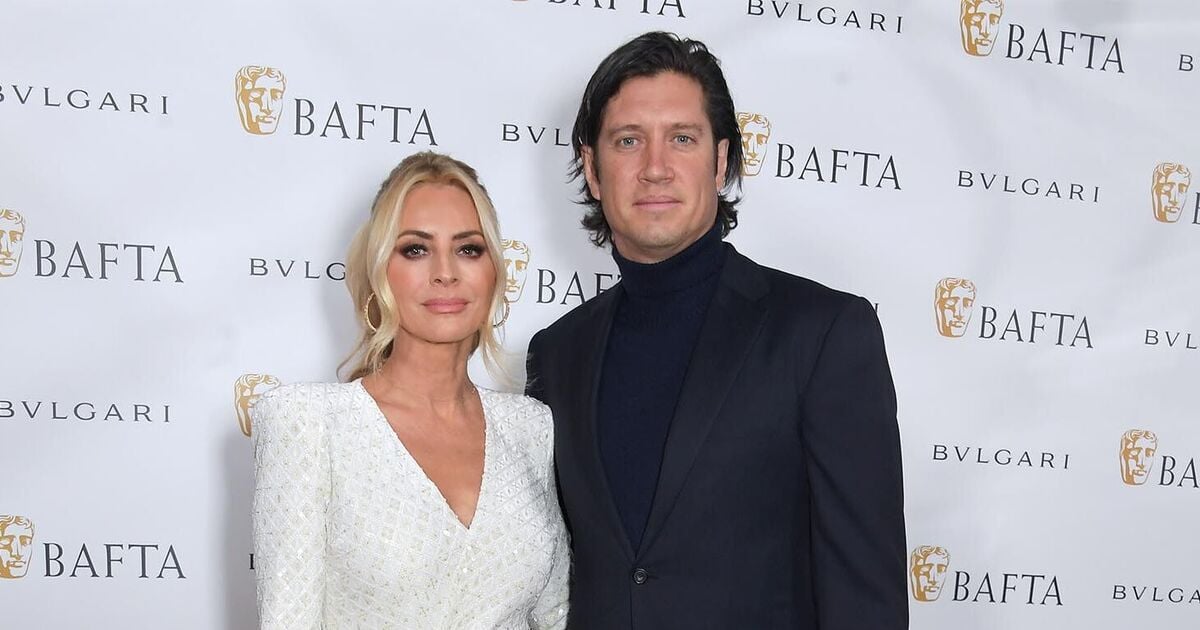 Vernon Kay branded 'a lucky man' by co-star as he shares how Tess Daly wakes him up