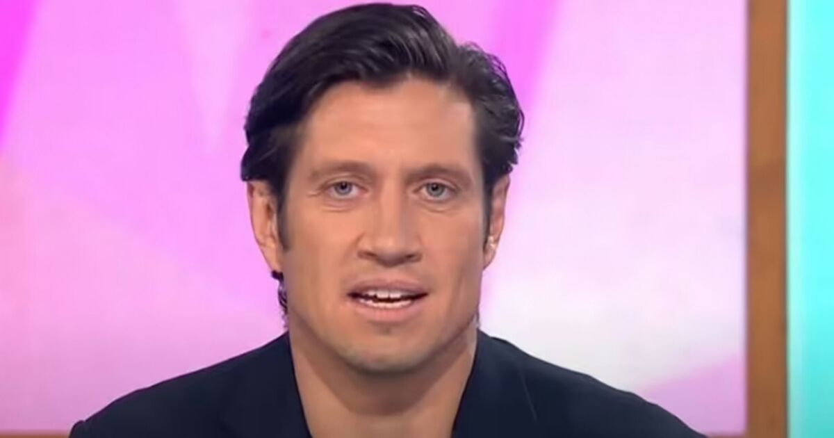 Vernon Kay makes desperate plea to BBC Radio 2 listeners as he's 'sick as a dog'